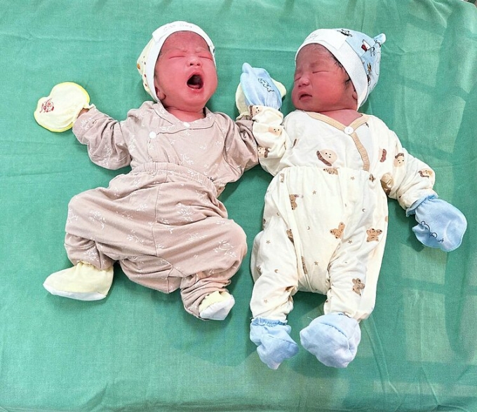Hai bé gái chào đời khỏe mạnh. Ảnh: Bệnh viện cung cấp