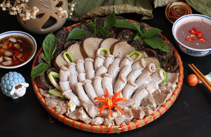 Món lòng heo. Ảnh: Bùi Thủy
