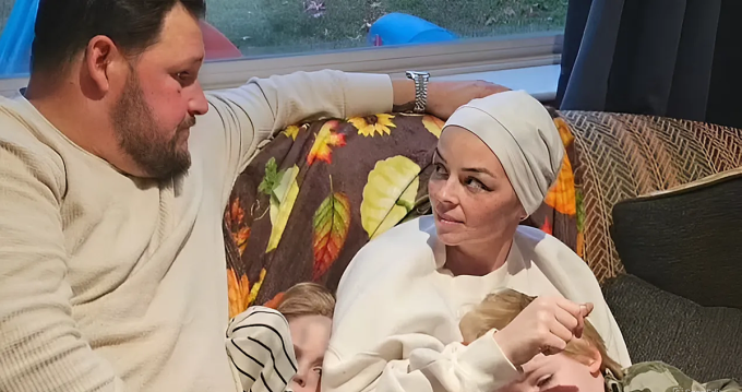 Heather Candrilli và chồng trong quá trình điều trị ung thư. Ảnh: Go fund me